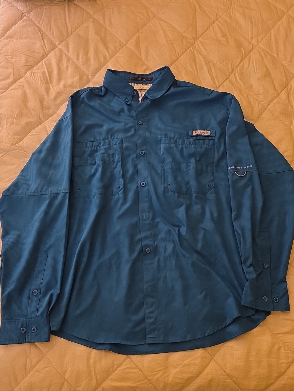 Columbia PFG Deep Teal Long-Sleeve Button-Down Shirt With Omni-shade.  Size L